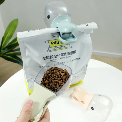 Multifunctional Food Scooper and Bag Seal Clip