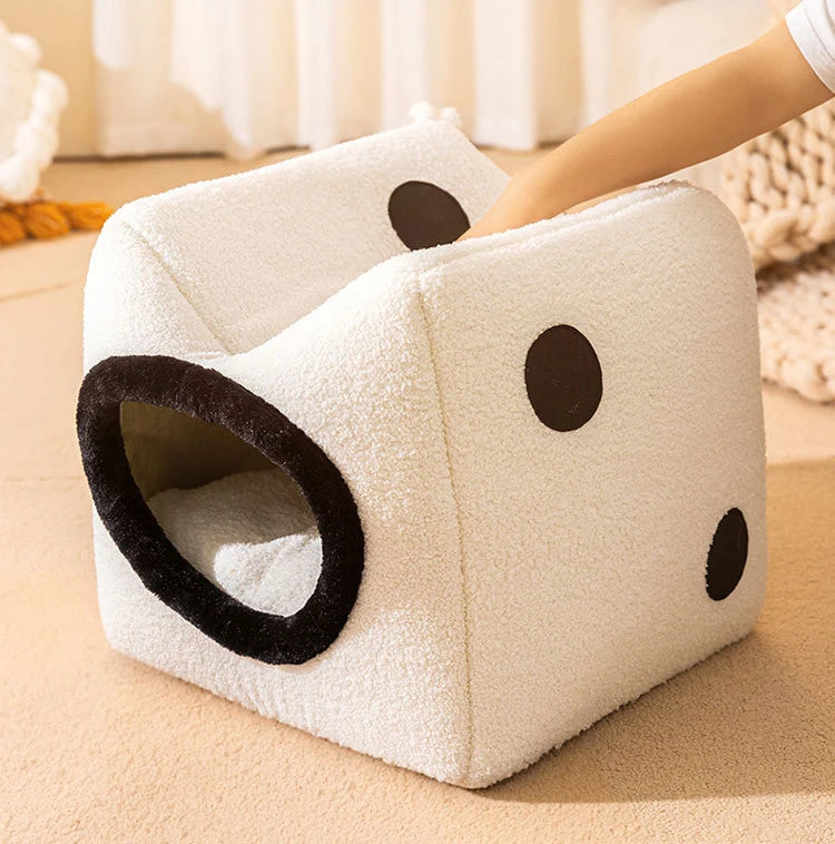 Dice Shaped Pet Home